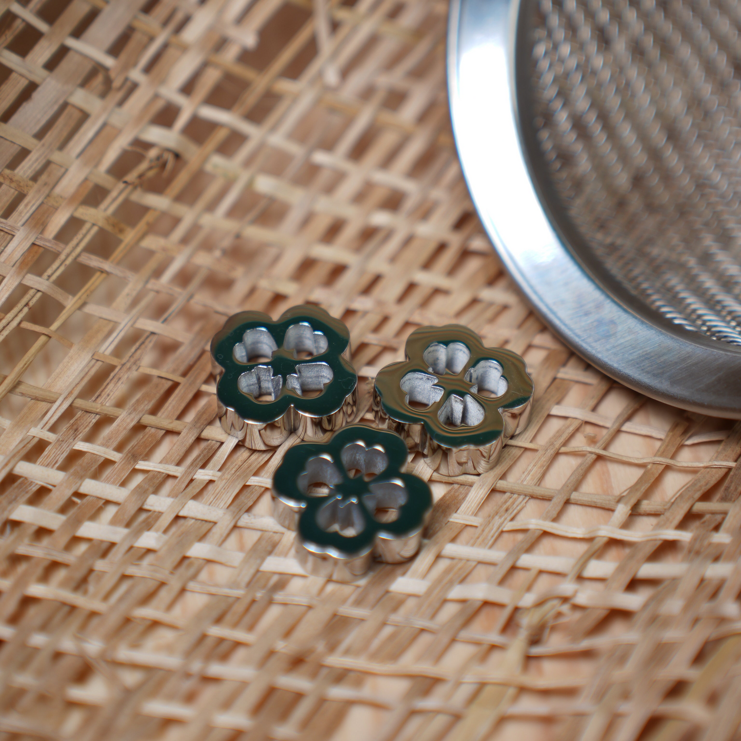 Matcha Sift Beads (JMPH 4 Leaf Clover)
