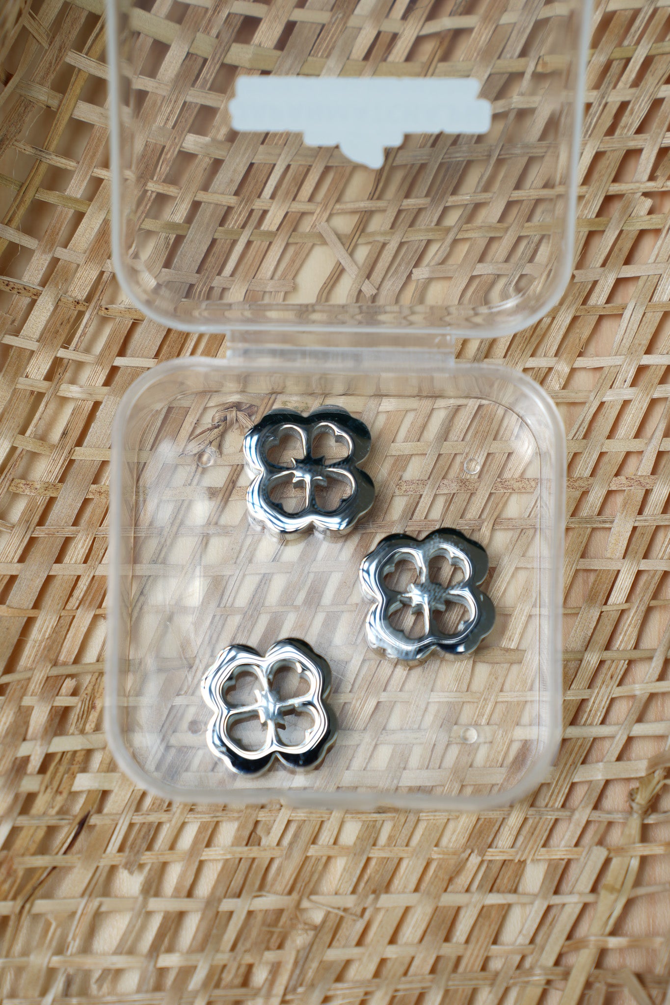 Matcha Sift Beads (JMPH 4 Leaf Clover)